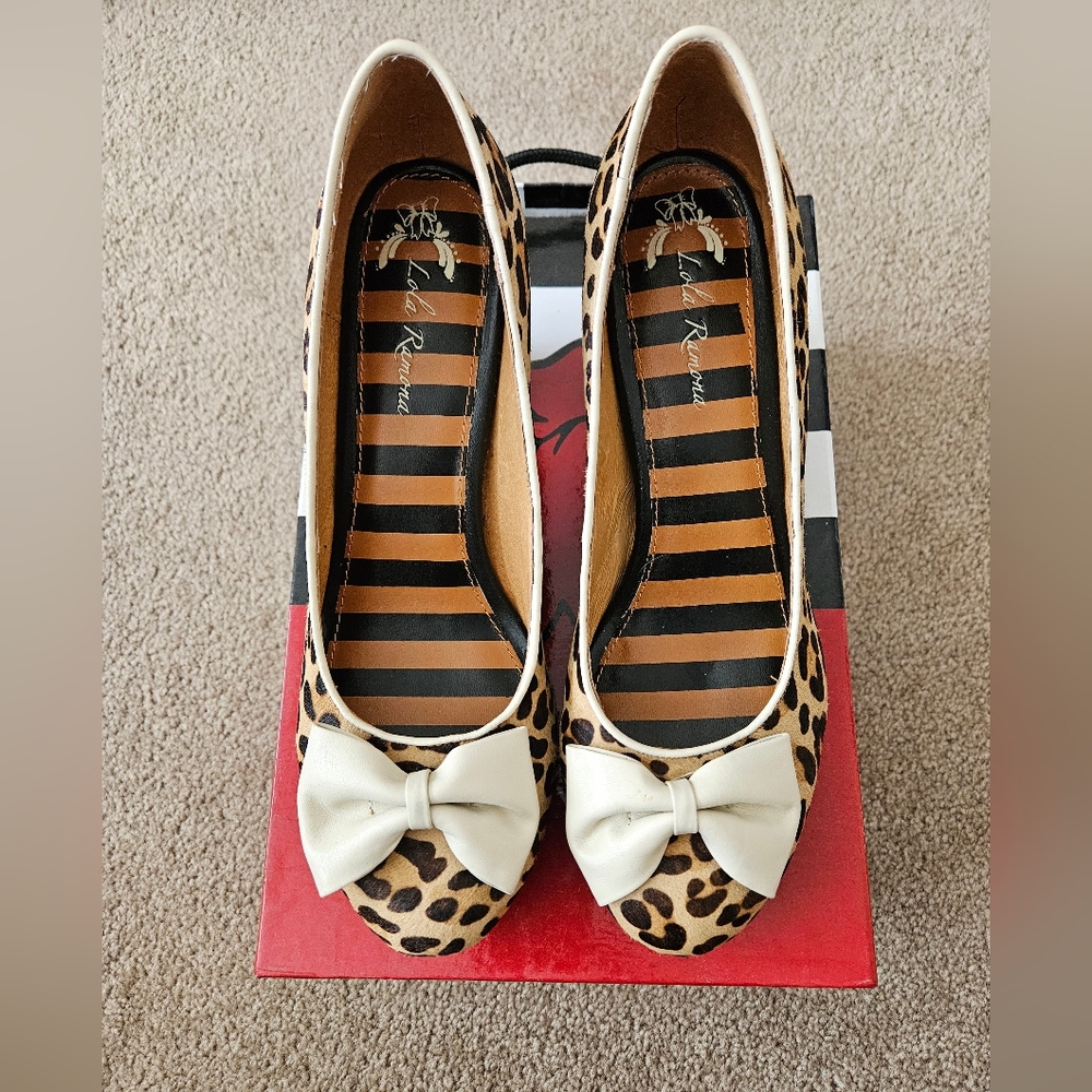 Leopard Print Bow Pumps
